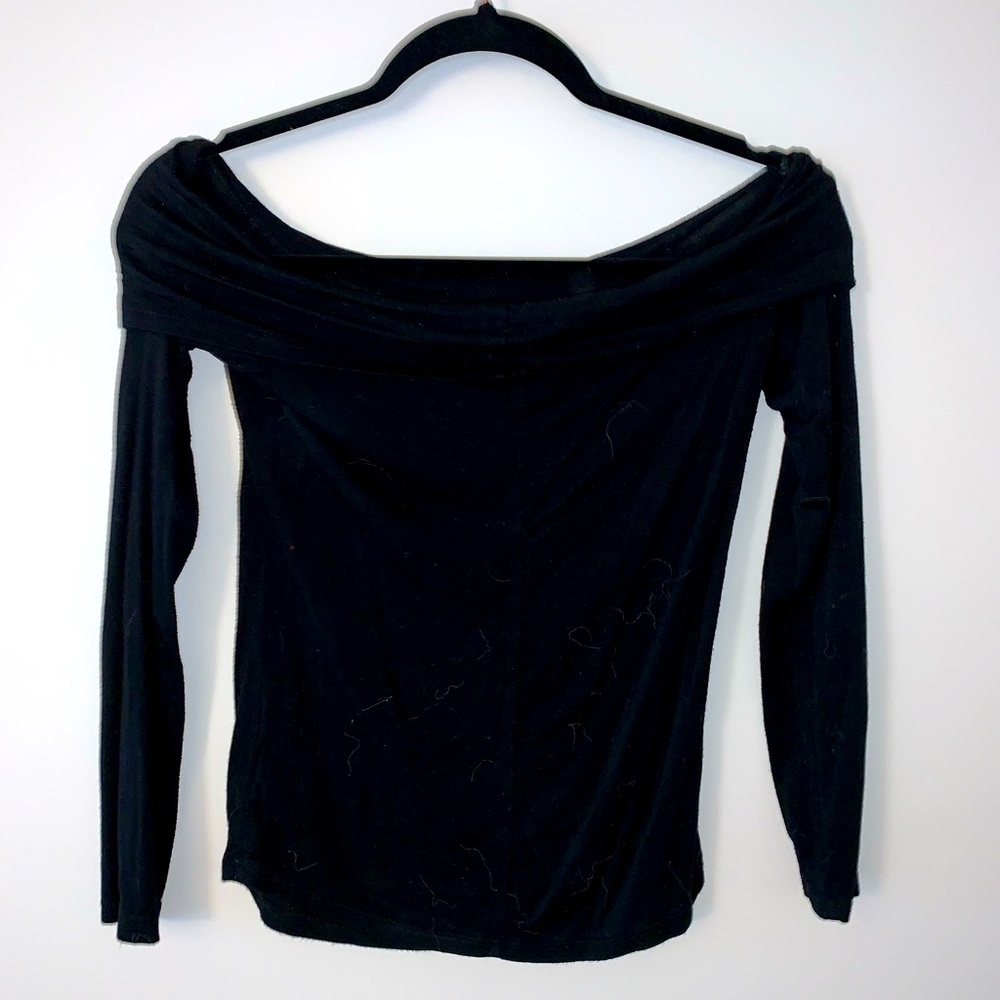 💖 Black off the shoulder long-sleeve top